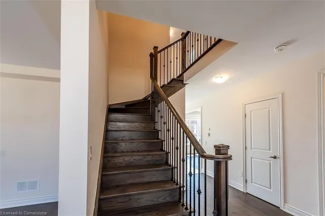 Additional image 12 of 30 Robertson Rd