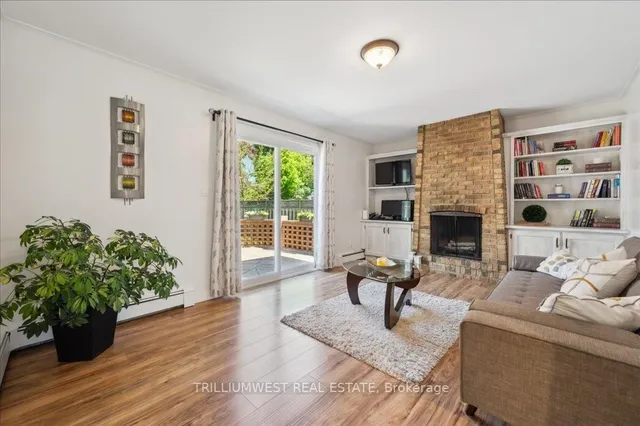 Additional image 20 of 76 Lower Canada Cres