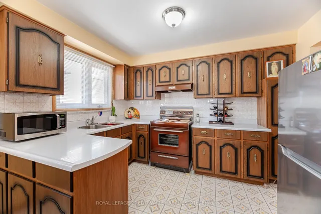 Additional image 16 of 55 Shoreham Dr