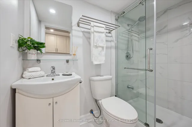 Additional image 43 of 5248 Nova Cres