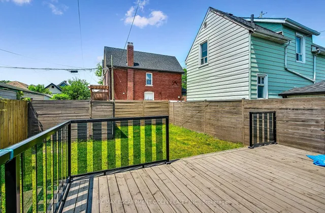 Additional image 33 of 221 Rosslyn Ave