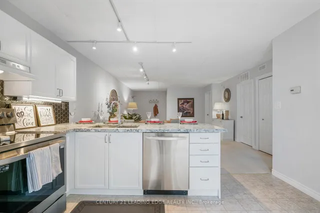 Additional image 14 of 1810 WALKERS Line Unit 307