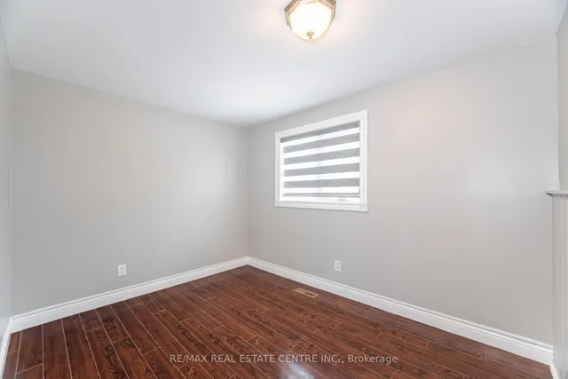 Additional image 25 of 96 Fallingdale Cres