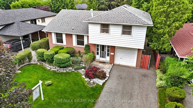 Additional image 44 of 64 Highcourt Cres