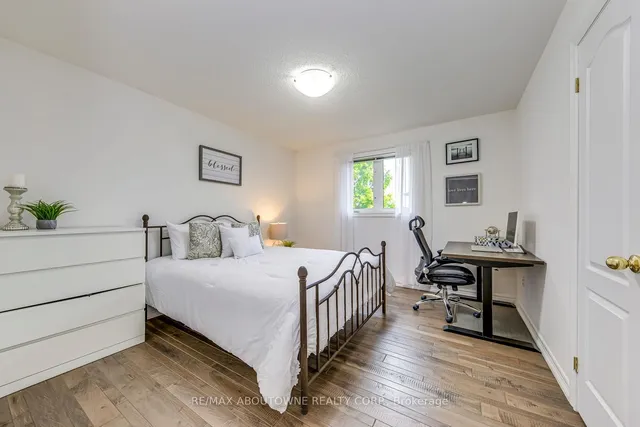 Additional image 28 of 2387 Heslop St