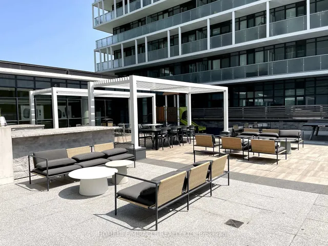 Additional image 30 of 225 Sumach St Unit 808