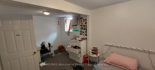 Additional image 19 of 137 Whitney Ave