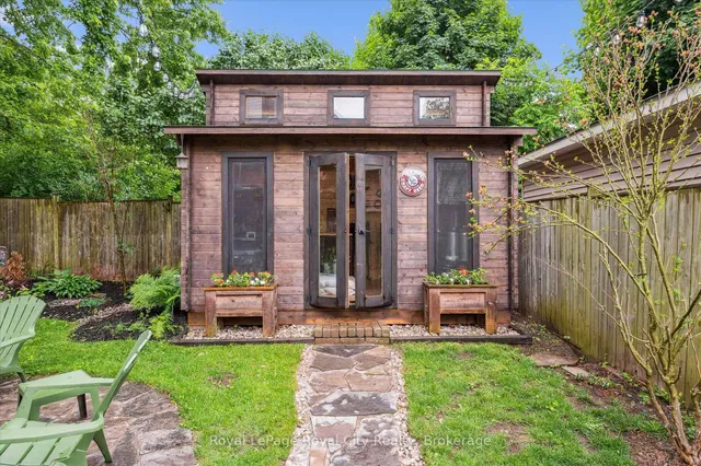 Additional image 37 of 37 Brock St