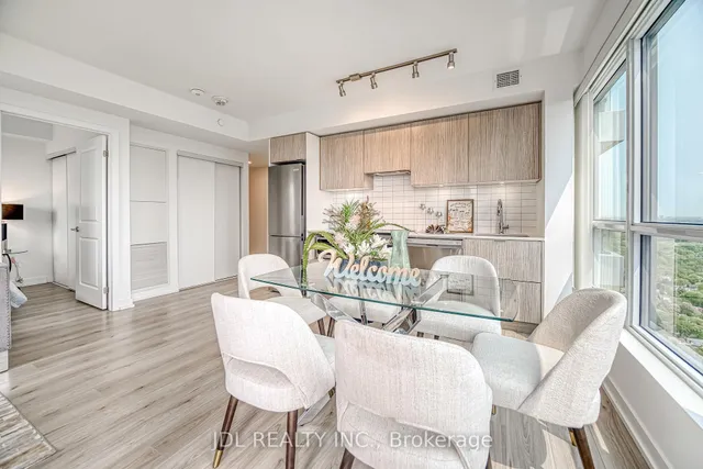 Additional image 12 of 395 Bloor St Unit 3910