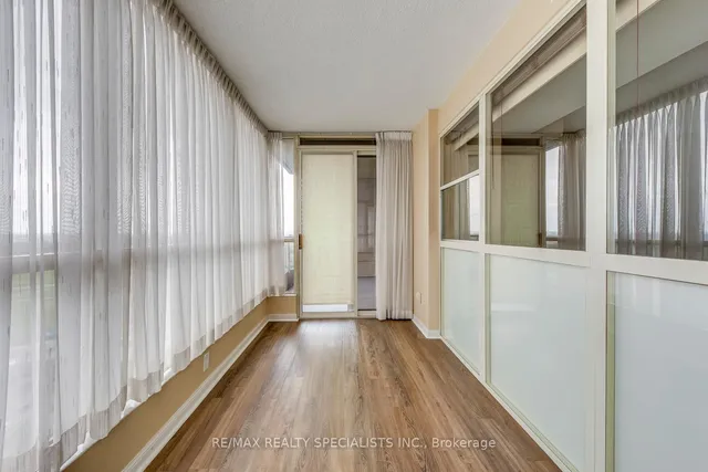 Additional image 18 of 55 Kingsbridge Garden Circ Unit 2213