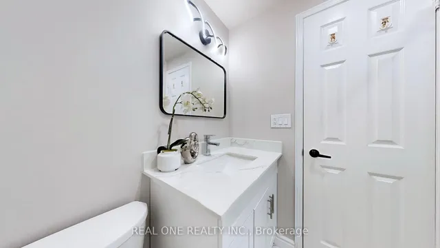 Additional image 35 of 140 Belinda Sq