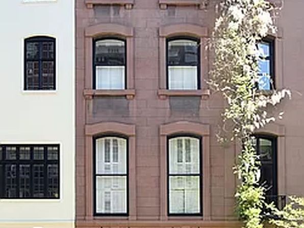 27 W 9th St, New York, NY 10011