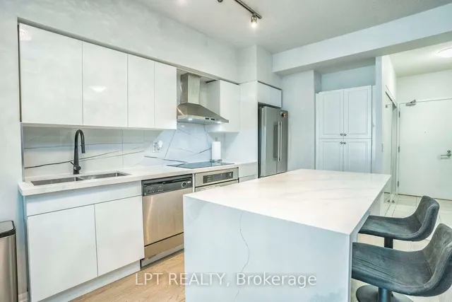 Additional image 17 of 215 Fort York Blvd Unit 217