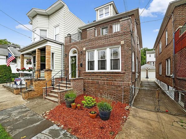 131 E 238th St, Bronx, NY 10470