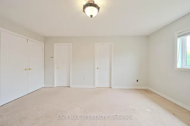 Additional image 33 of 330 Giddings Cres