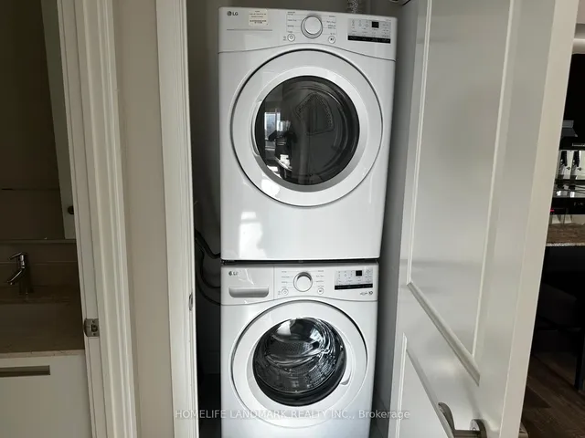 Additional image 7 of 21 Balmuto St Unit 2801