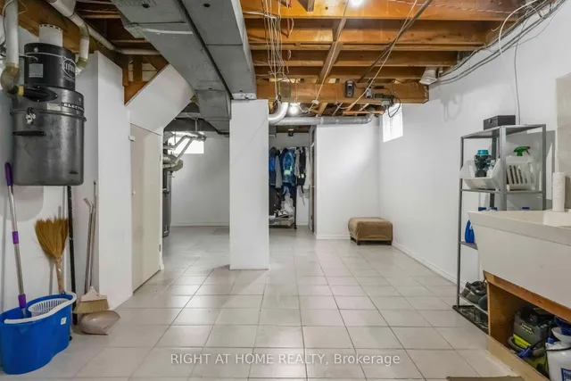 Additional image 27 of 16 Frith Rd