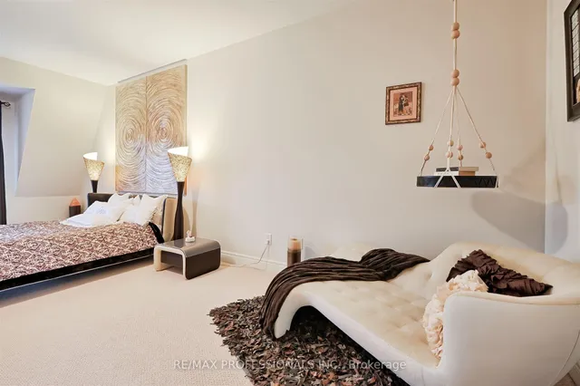 Additional image 38 of 825A Oxford St