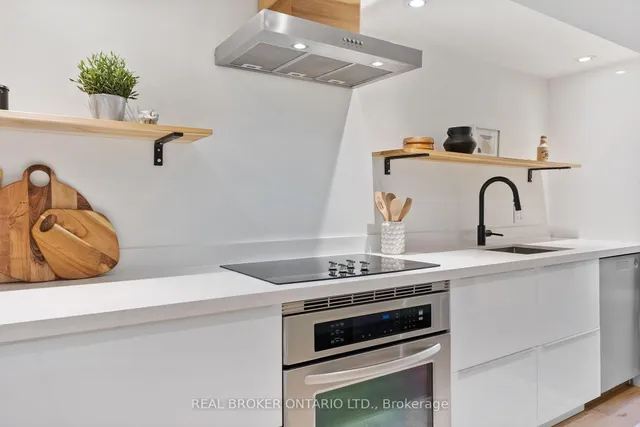 Additional image 7 of 23 Macaulay St Unit 2