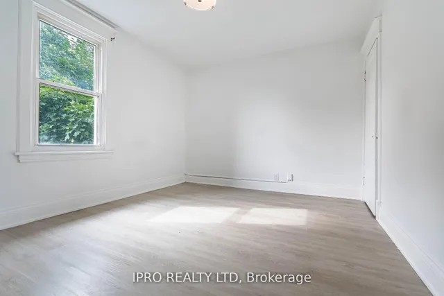 Additional image 25 of 35 Chestnut Ave