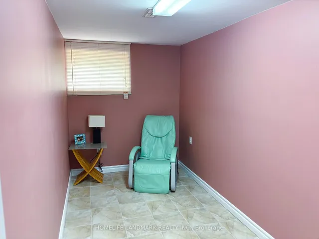 Additional image 25 of 32 Garden Park Ave