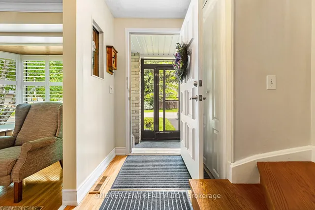 Additional image 5 of 103 Royal Palm Dr