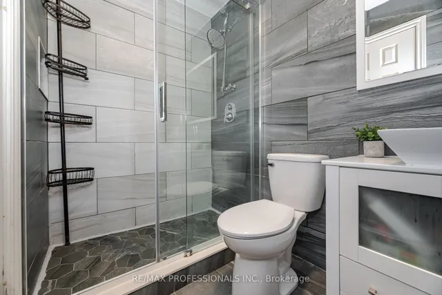 Additional image 27 of 152 Church St