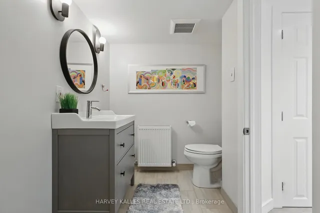 Additional image 38 of 34 Winnett Ave