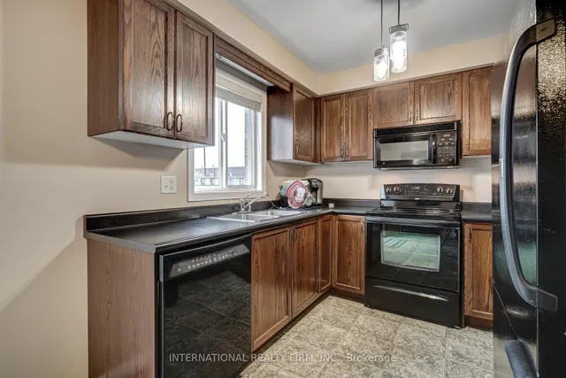 Additional image 8 of 7 Southside Pl Unit 47