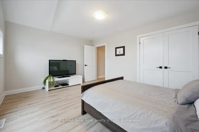 Additional image 34 of 43 Ian Ormston Dr