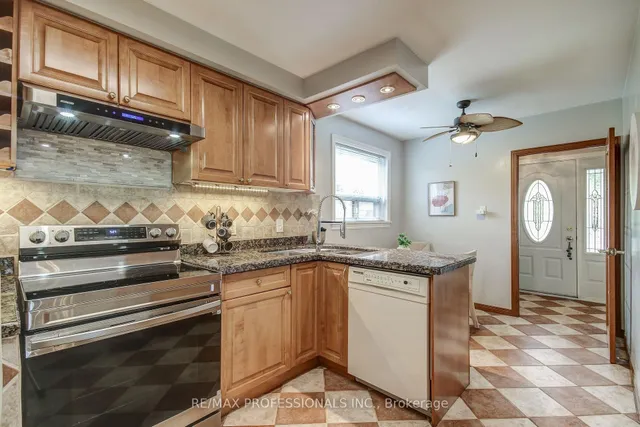 Additional image 16 of 28 Summerfield Cres