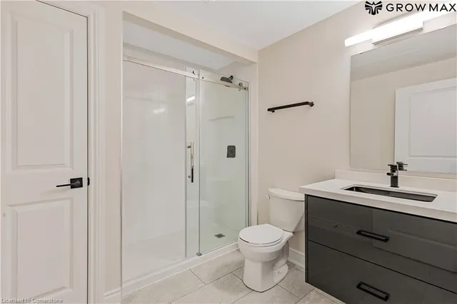 Additional image 18 of 261 King St Unit 202-2B