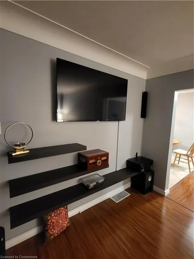 Additional image 3 of 490 Cochrane Rd