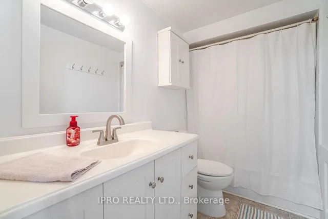 Additional image 9 of 258 Royal Salisbury Way