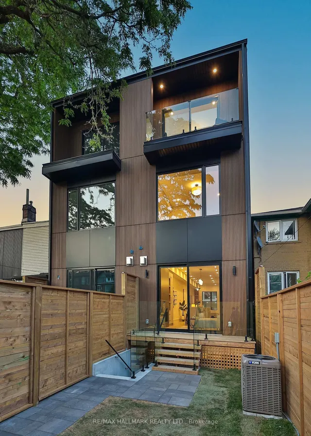 Additional image 49 of 46A Pape Ave