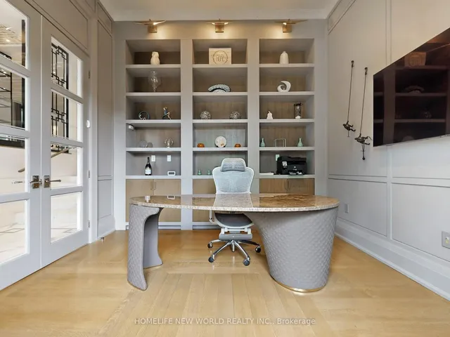 Additional image 5 of 154 Yonge Blvd