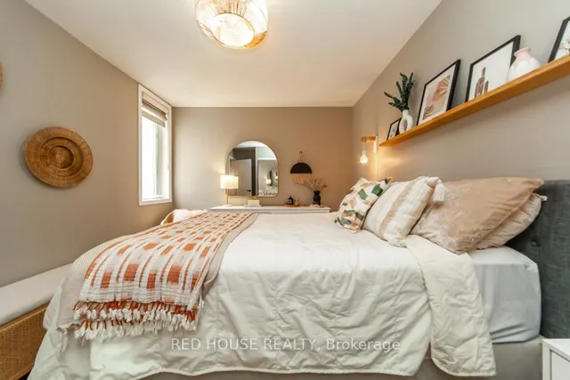 Additional image 24 of 33 Canniff St Unit 714