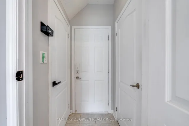 Additional image 37 of 1079 Clark Blvd