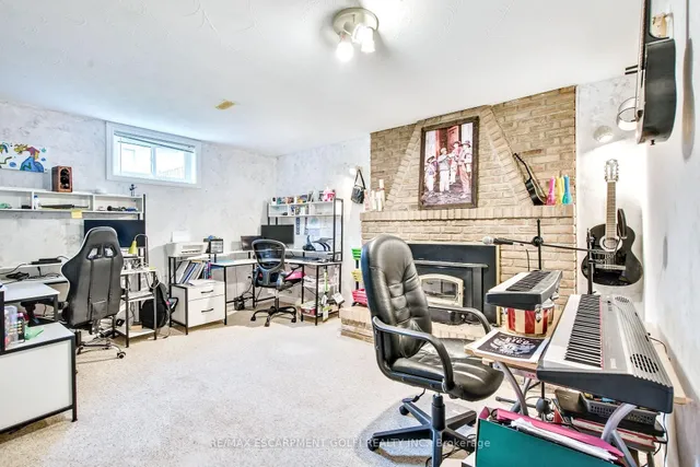 Additional image 22 of 70 Golfwood Dr