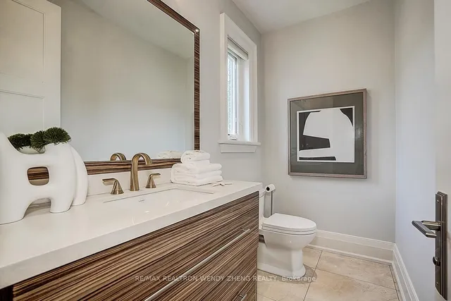 Additional image 19 of 93 Parkview Ave