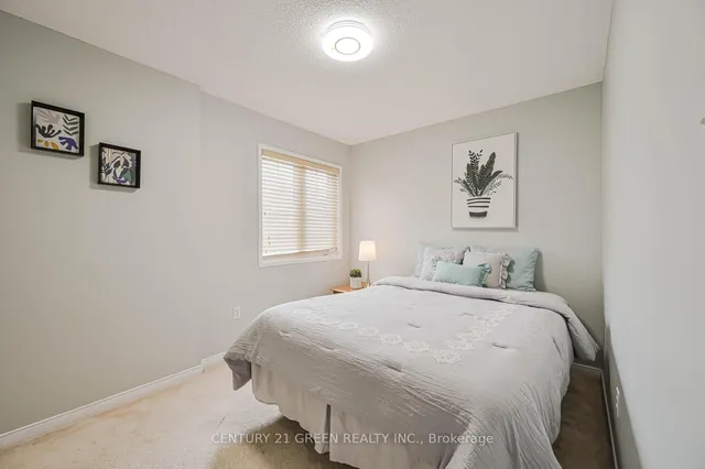 Additional image 36 of 26 WHITEFACE Cres