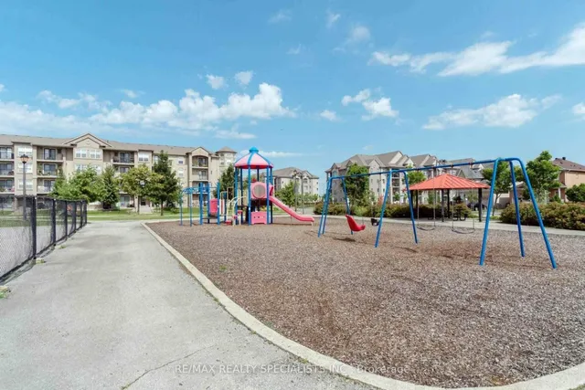 Additional image 37 of 1450 MAIN St Unit 214