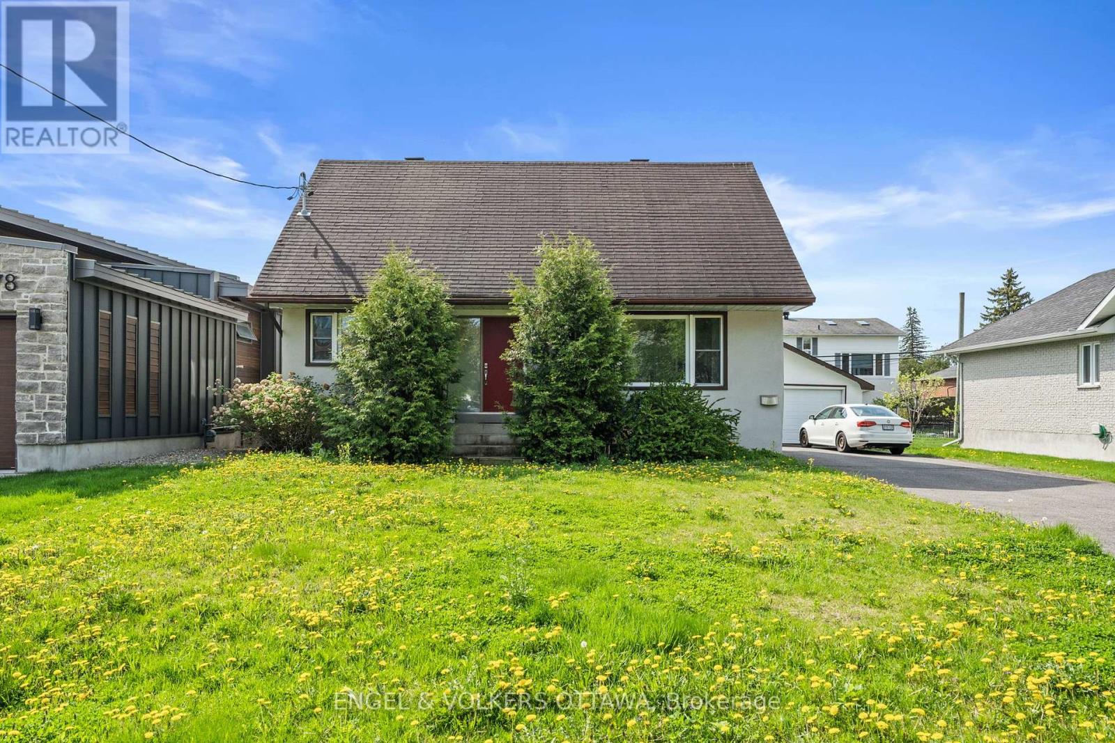 1372 RIDGEDALE STREET|Ottawa, Ontario K1T1C5