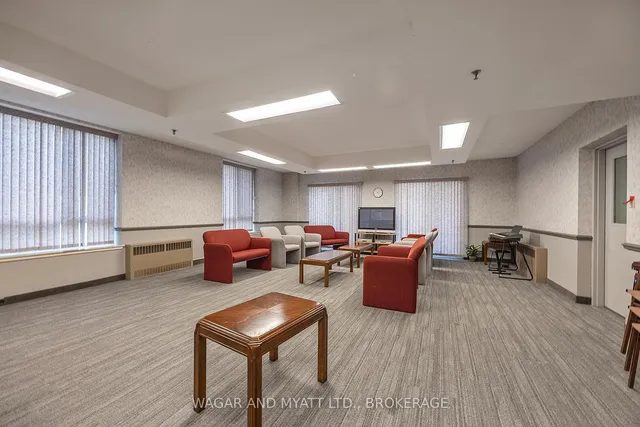 Additional image 8 of 14 GREENVIEW Dr Unit 607