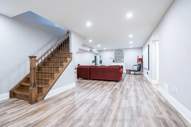 Additional image 31 of 50 Lloyminn Ave