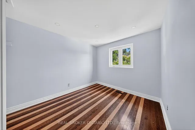 Additional image 20 of 34 Greenbriar Rd