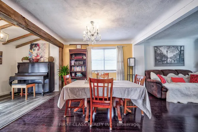 Additional image 10 of 260 King St