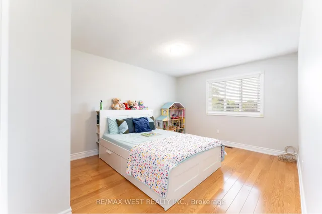 Additional image 23 of 991 Mannington Lane