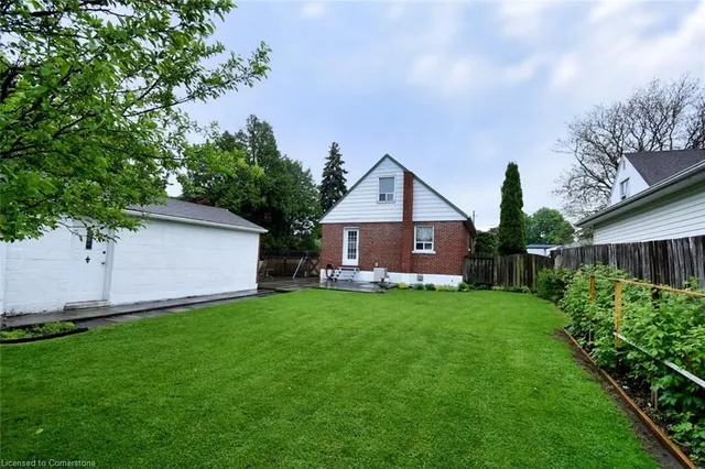 Additional image 23 of 9 Carene Ave