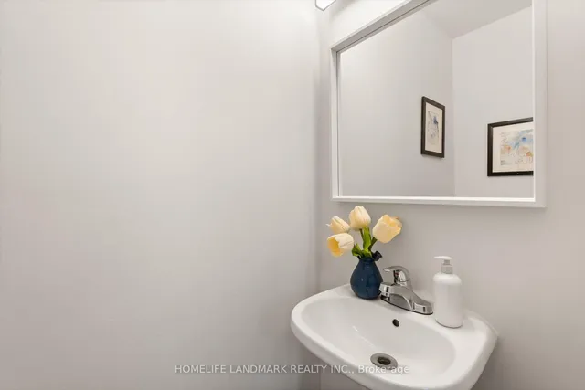 Additional image 19 of 89 Phalen Cres